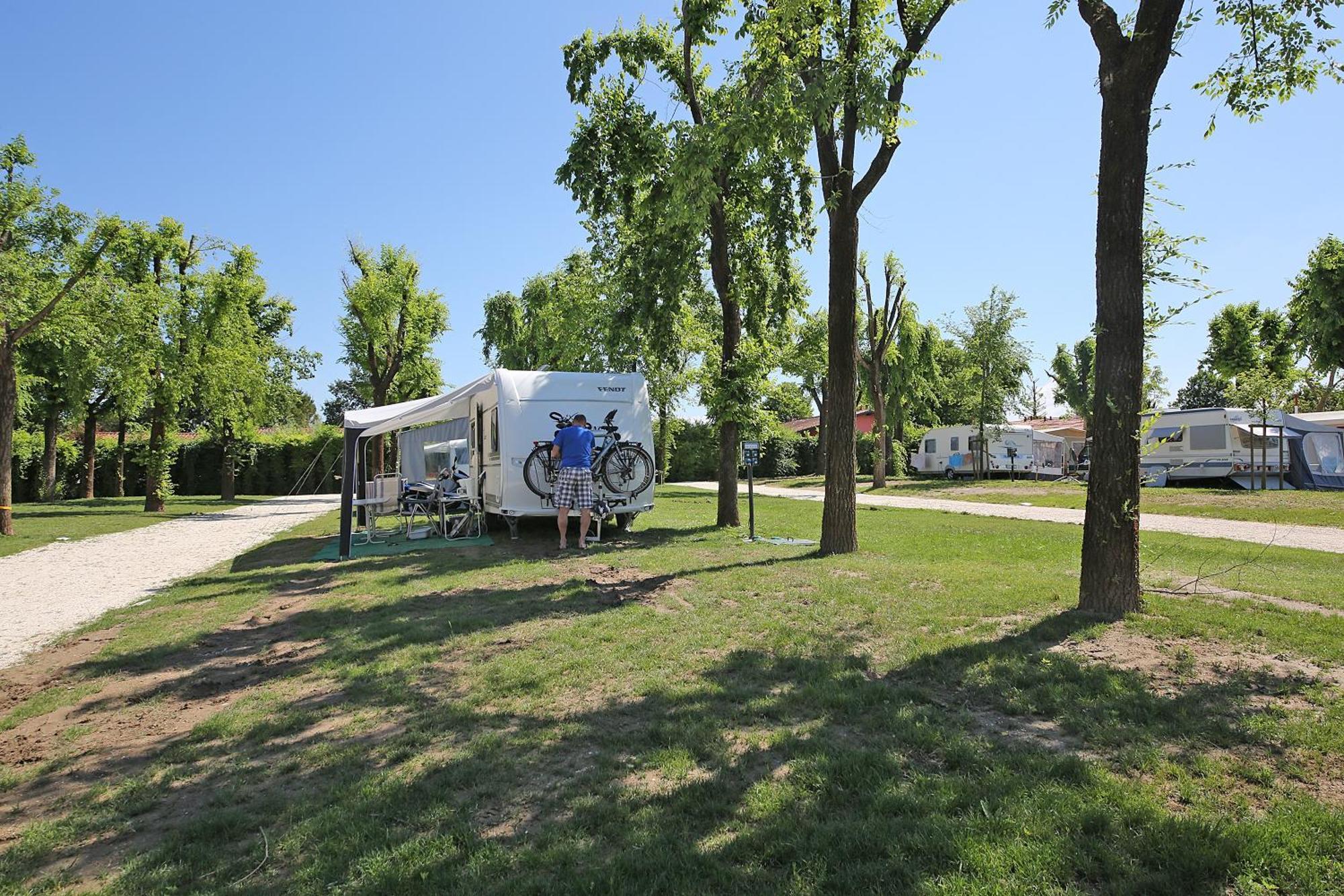 San Francesco Camping Village ديسينسانو ديل غاردا المظهر الخارجي الصورة
